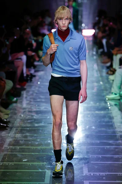 Look 6
